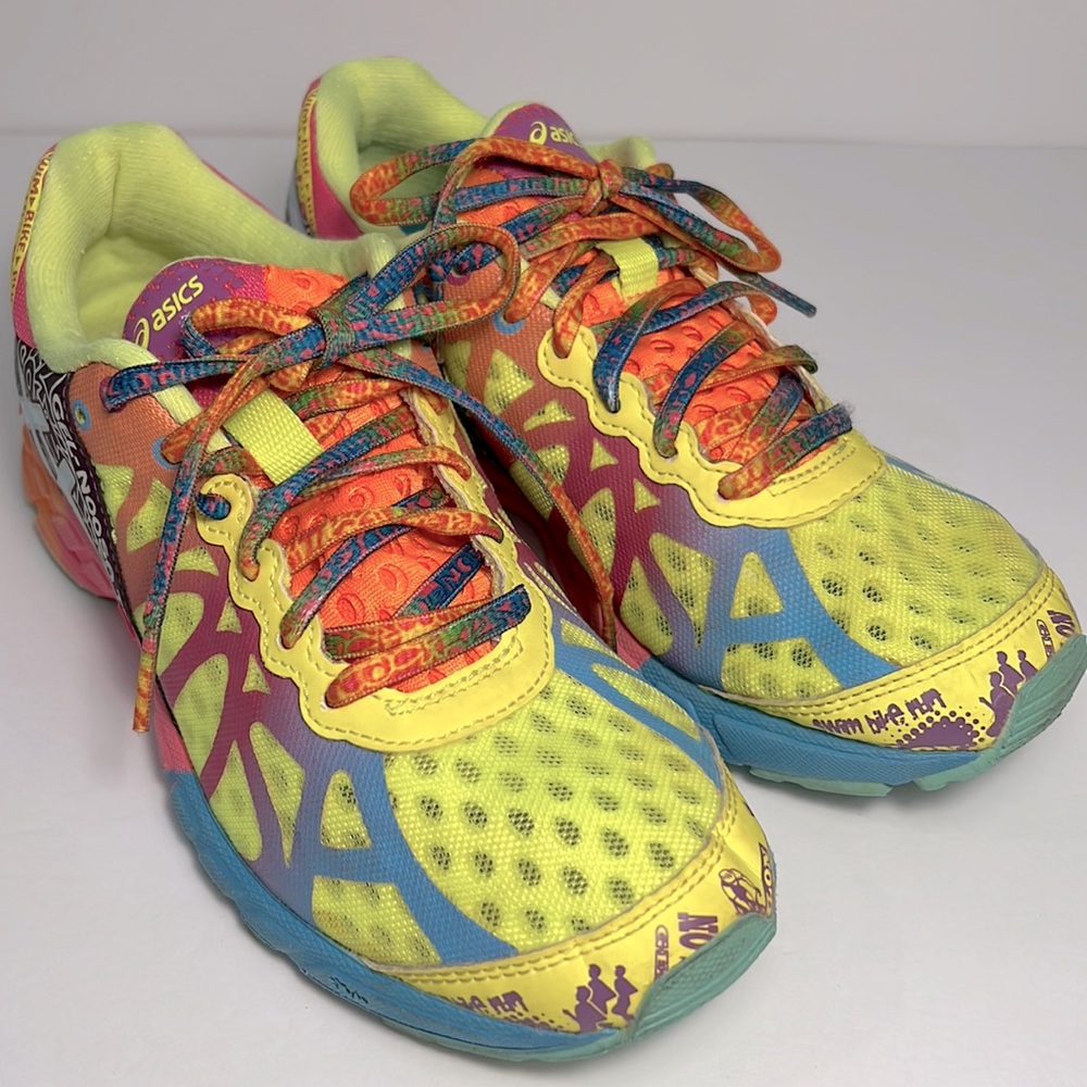 Women’s Asics Gel Noosa Tri 9 Sneakers Size 6.5